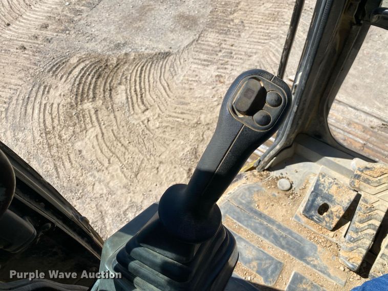 image for item DL7189 2007 Caterpillar 328D LCR  excavator