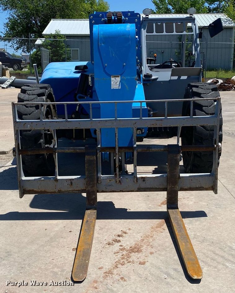 image for item DL7192 2014 Genie GTH844  telehandler