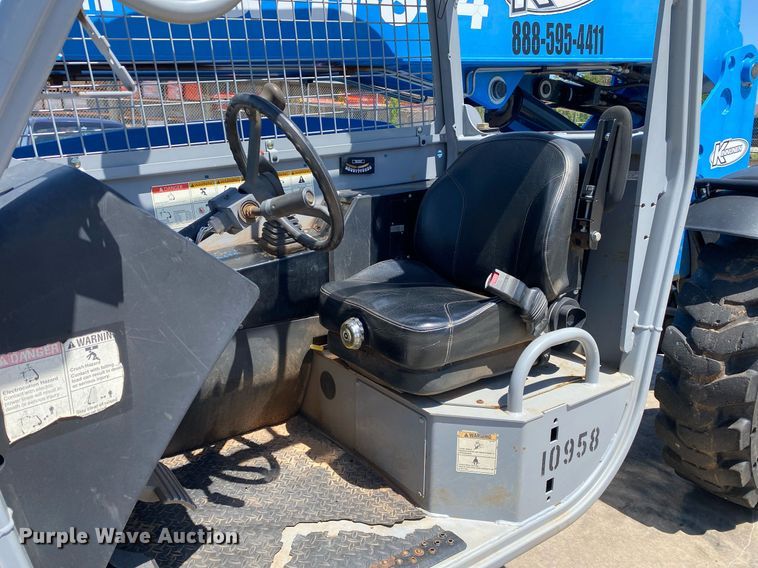 image for item DL7192 2014 Genie GTH844  telehandler