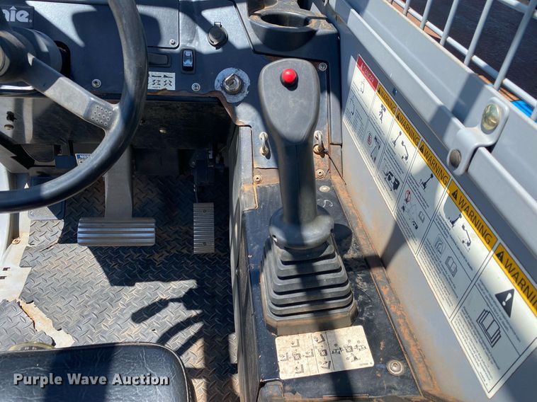 image for item DL7192 2014 Genie GTH844  telehandler