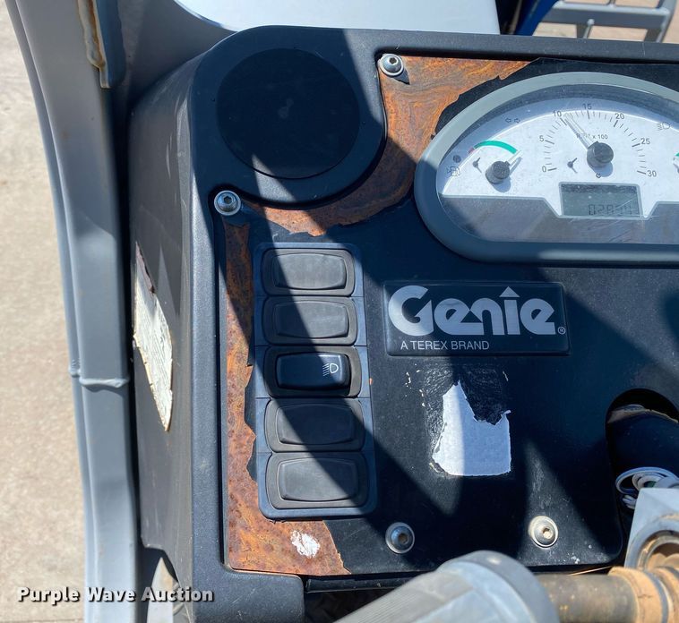 image for item DL7192 2014 Genie GTH844  telehandler