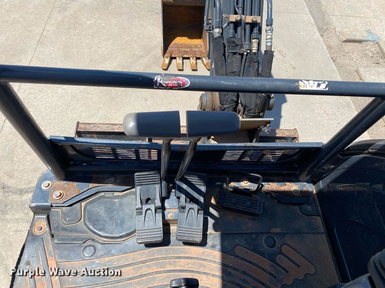 image for item DL7193 2017 John Deere 26G  mini excavator