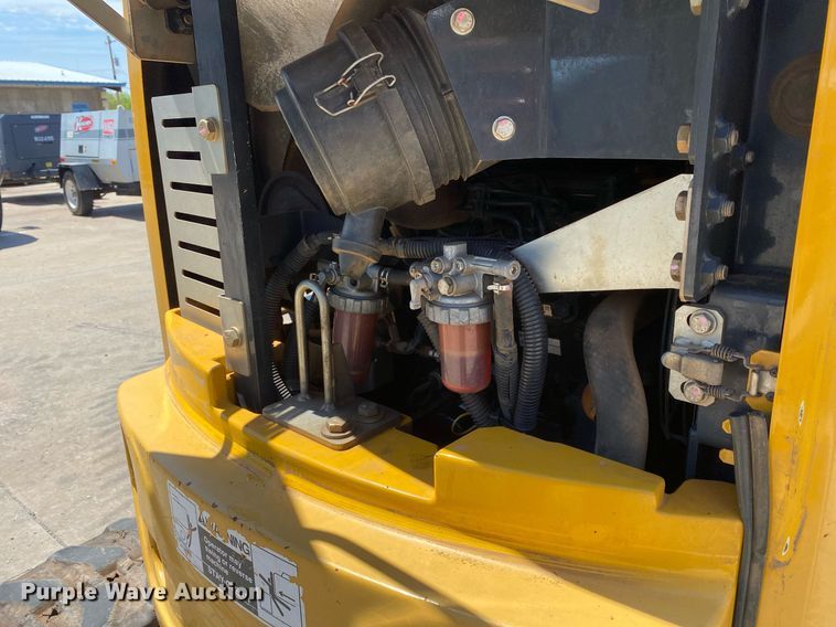 image for item DL7193 2017 John Deere 26G  mini excavator