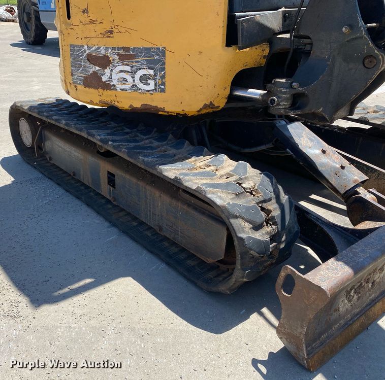 image for item DL7193 2017 John Deere 26G  mini excavator