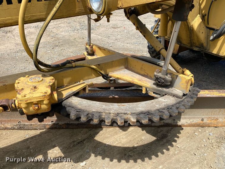 image for item DL7207 1966 Allis-Chalmers DD  rigid frame motor grader