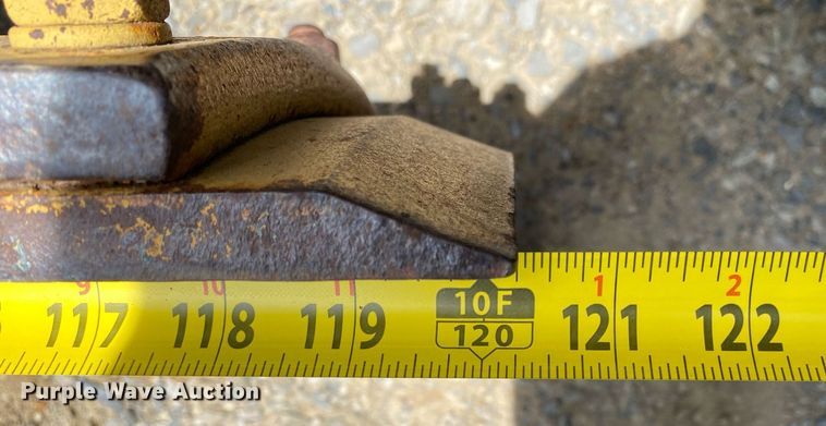 image for item DL7207 1966 Allis-Chalmers DD  rigid frame motor grader