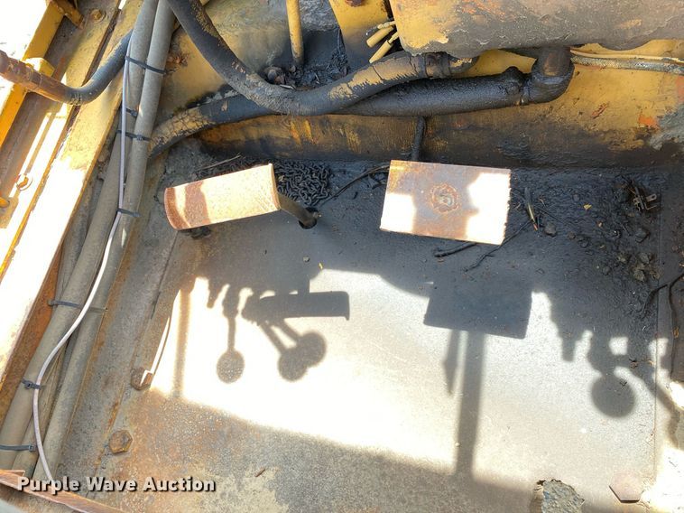 image for item DL7207 1966 Allis-Chalmers DD  rigid frame motor grader