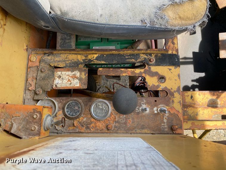 image for item DL7207 1966 Allis-Chalmers DD  rigid frame motor grader