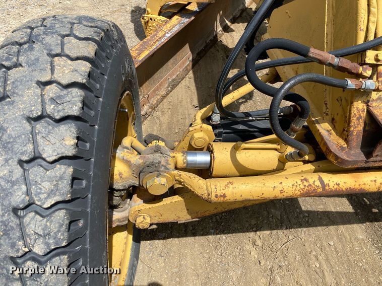 image for item DL7207 1966 Allis-Chalmers DD  rigid frame motor grader