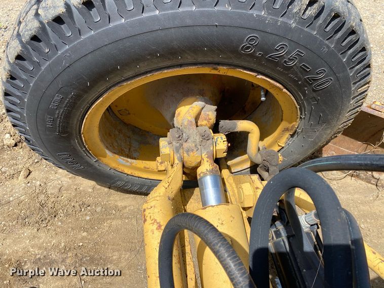 image for item DL7207 1966 Allis-Chalmers DD  rigid frame motor grader