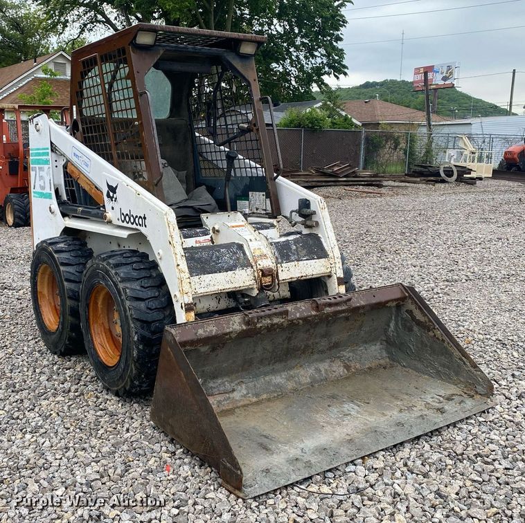 image for item DL7208 1999 Bobcat 751  skid steer loader