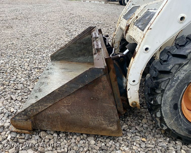 image for item DL7208 1999 Bobcat 751  skid steer loader