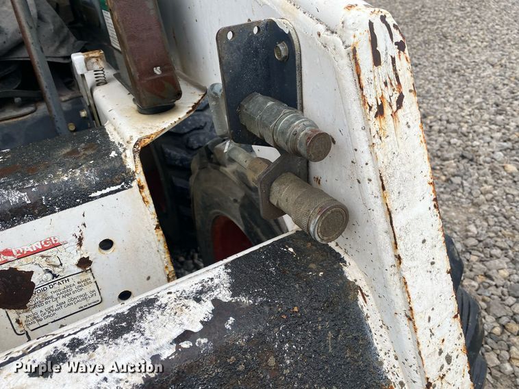 image for item DL7208 1999 Bobcat 751  skid steer loader