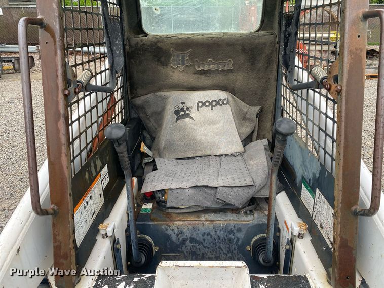 image for item DL7208 1999 Bobcat 751  skid steer loader