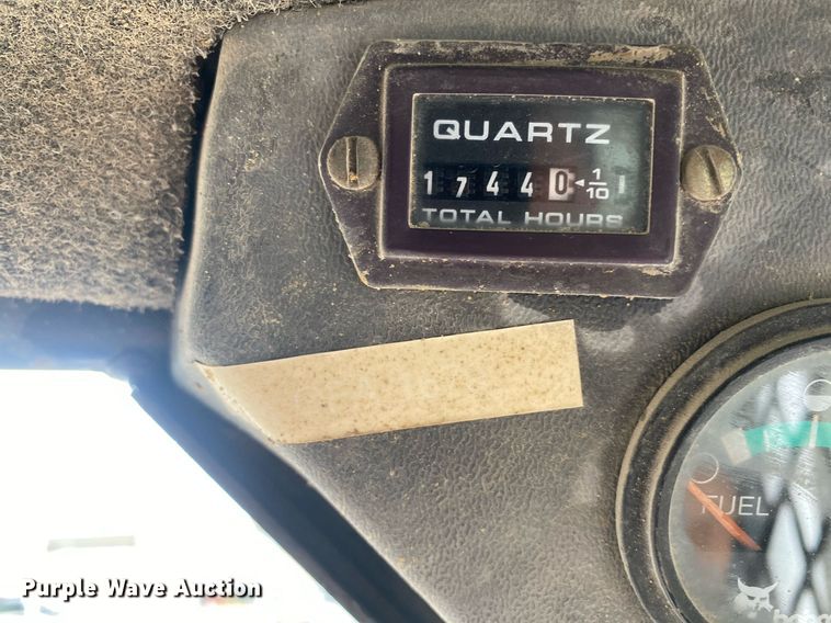 image for item DL7208 1999 Bobcat 751  skid steer loader