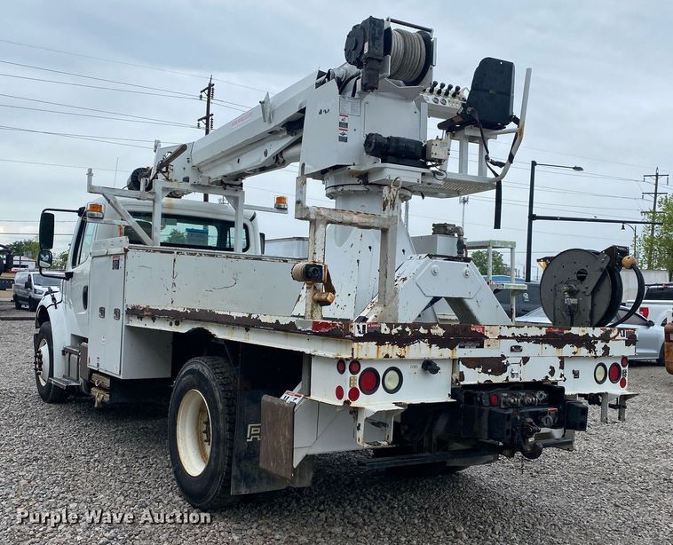 image for item DL7210 2014 Freightliner Business Class M2  digger derrick truck