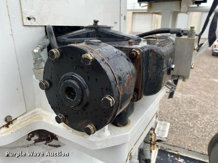 image for item DL7210 2014 Freightliner Business Class M2  digger derrick truck