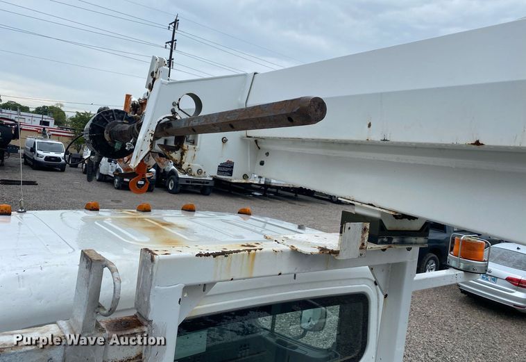 image for item DL7210 2014 Freightliner Business Class M2  digger derrick truck