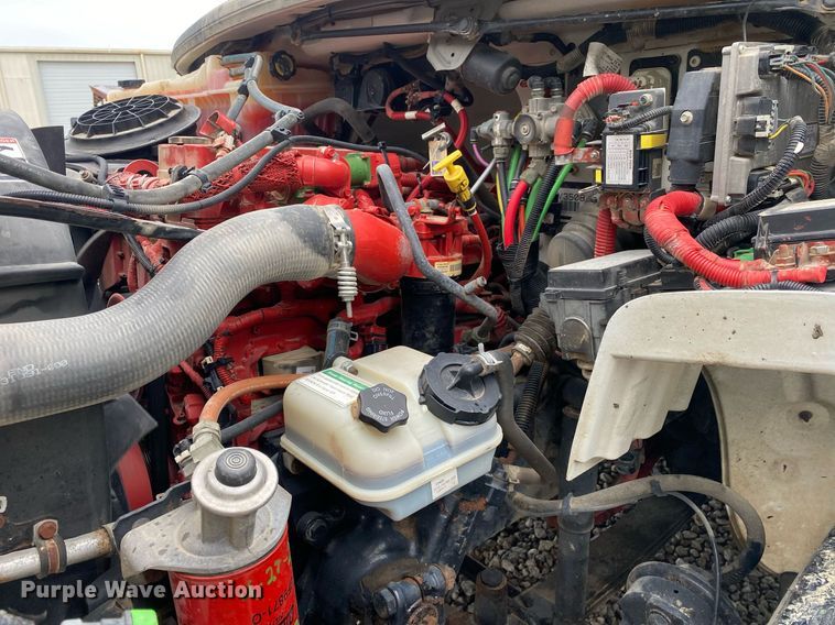 image for item DL7210 2014 Freightliner Business Class M2  digger derrick truck