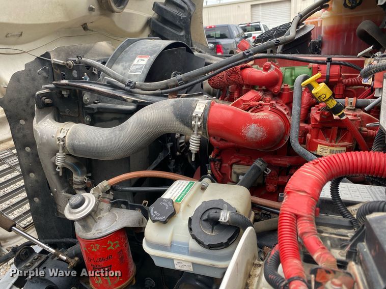 image for item DL7210 2014 Freightliner Business Class M2  digger derrick truck