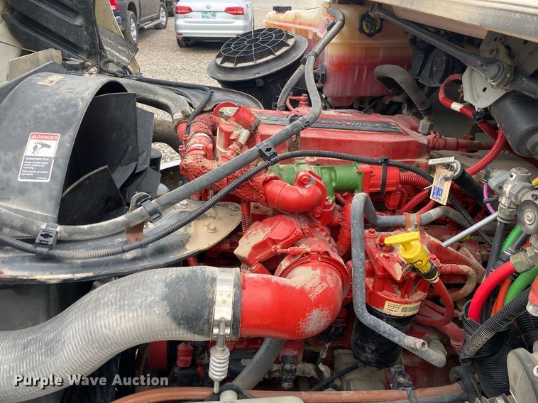 image for item DL7210 2014 Freightliner Business Class M2  digger derrick truck