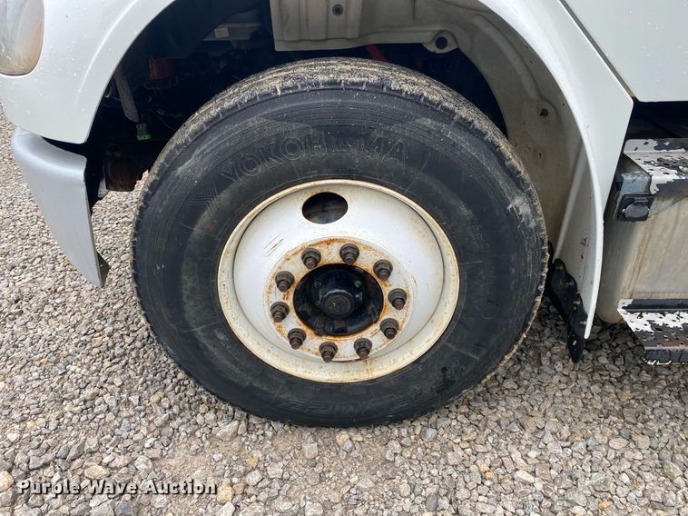 image for item DL7210 2014 Freightliner Business Class M2  digger derrick truck