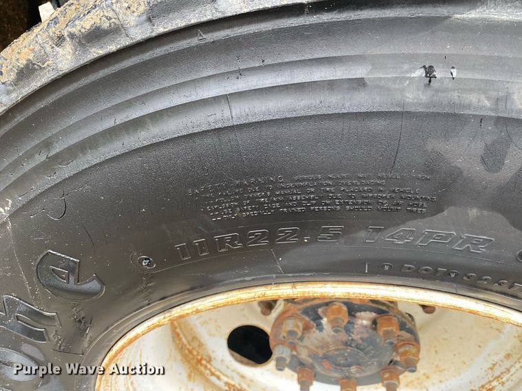 image for item DL7210 2014 Freightliner Business Class M2  digger derrick truck