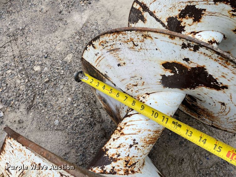 image for item DL7210 2014 Freightliner Business Class M2  digger derrick truck