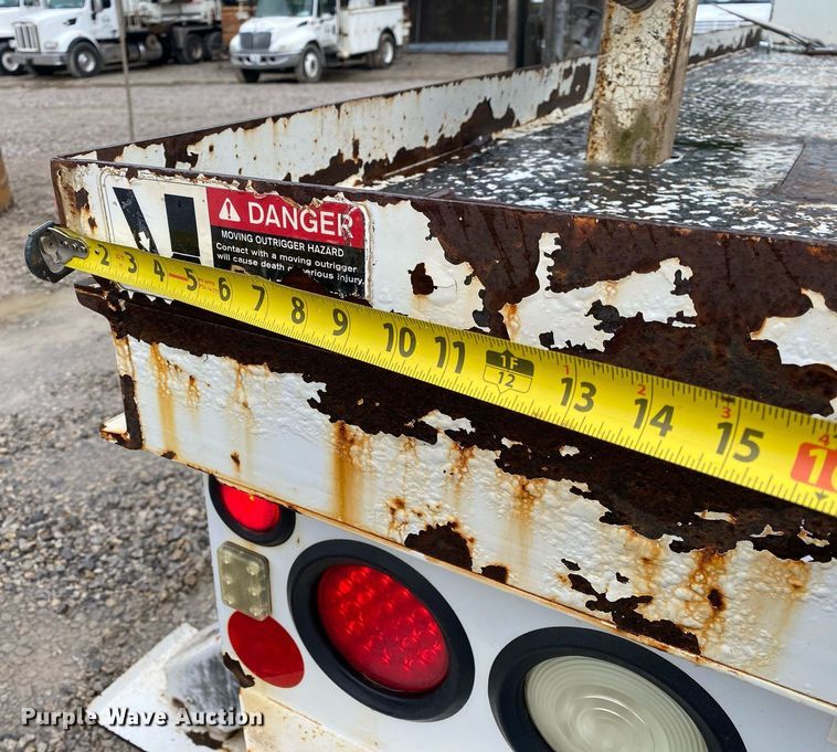 image for item DL7210 2014 Freightliner Business Class M2  digger derrick truck