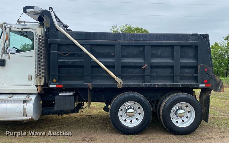 image for item DL7212 2005 International 9900i  dump truck