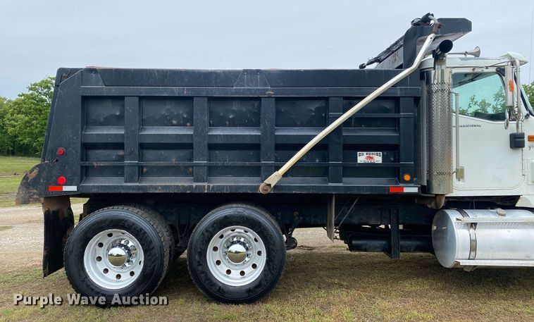 image for item DL7212 2005 International 9900i  dump truck