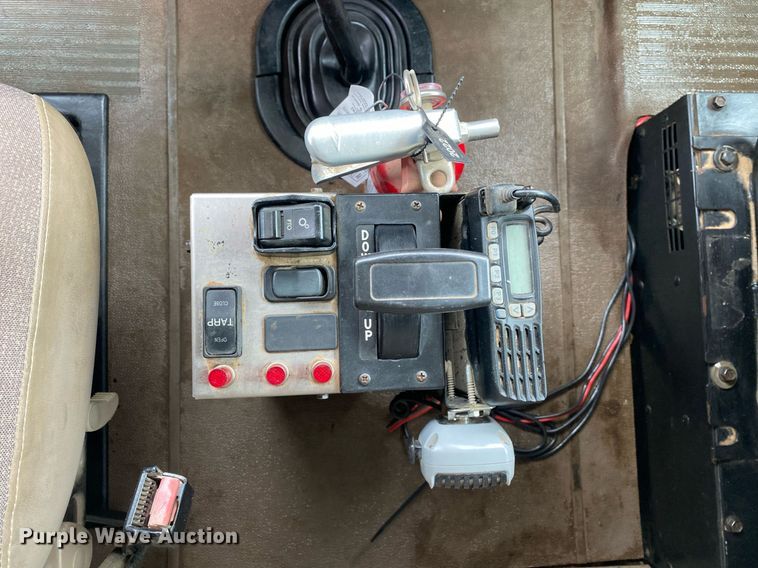 image for item DL7212 2005 International 9900i  dump truck