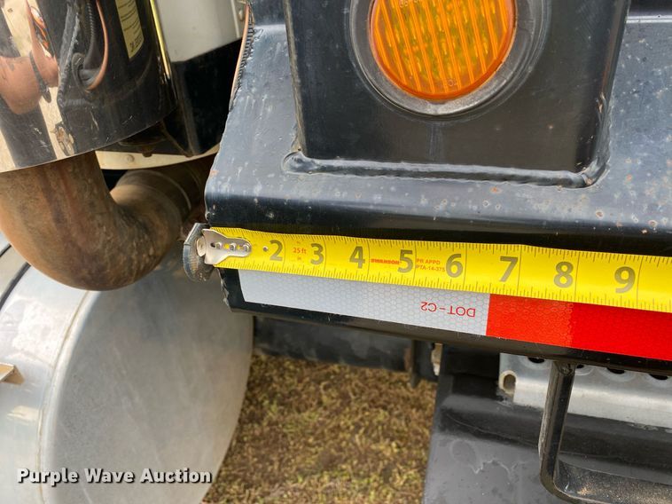 image for item DL7212 2005 International 9900i  dump truck