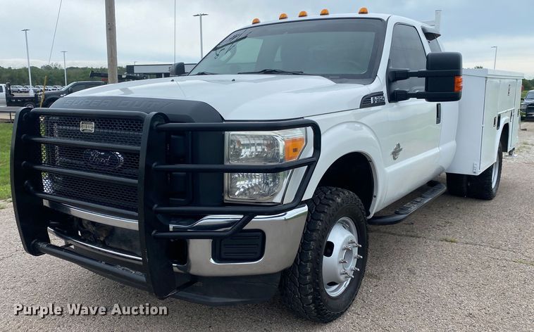 image for item DL7228 2012 Ford F350 Super Duty  SuperCab utility bed pickup truck