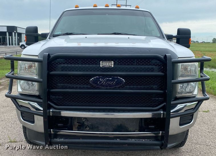 image for item DL7228 2012 Ford F350 Super Duty  SuperCab utility bed pickup truck