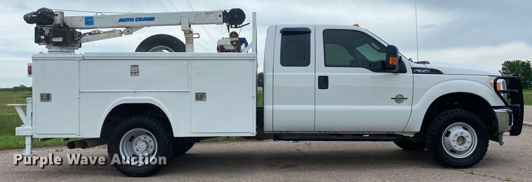 image for item DL7228 2012 Ford F350 Super Duty  SuperCab utility bed pickup truck