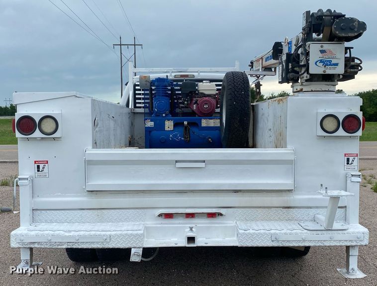 image for item DL7228 2012 Ford F350 Super Duty  SuperCab utility bed pickup truck