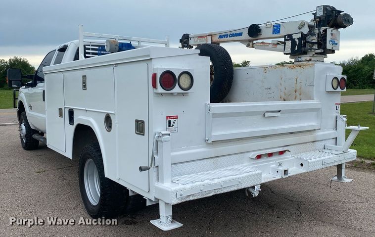 image for item DL7228 2012 Ford F350 Super Duty  SuperCab utility bed pickup truck