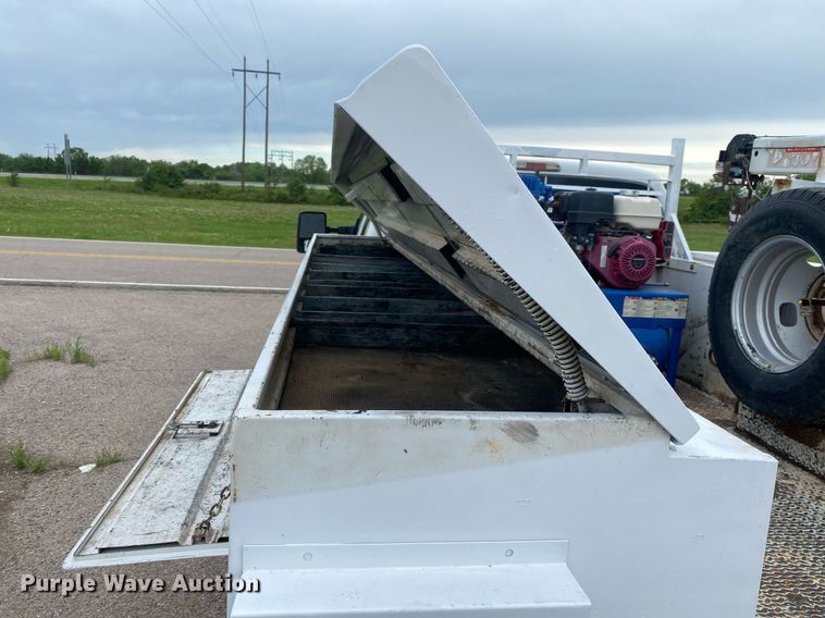 image for item DL7228 2012 Ford F350 Super Duty  SuperCab utility bed pickup truck