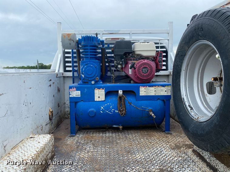 image for item DL7228 2012 Ford F350 Super Duty  SuperCab utility bed pickup truck