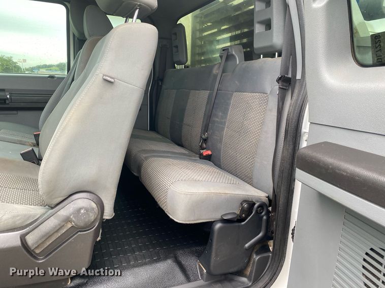 image for item DL7228 2012 Ford F350 Super Duty  SuperCab utility bed pickup truck