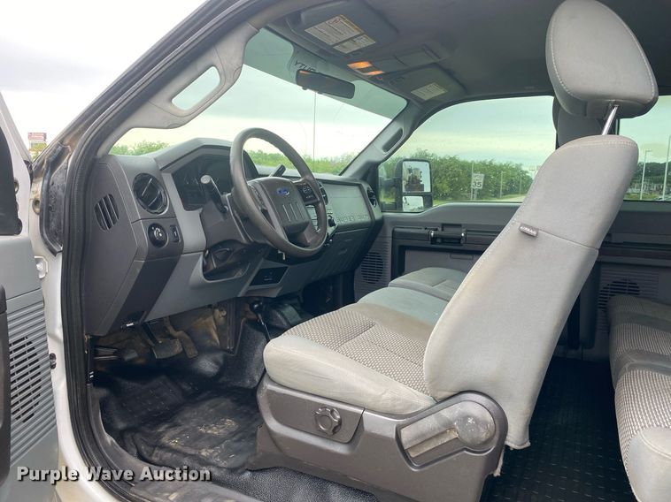 image for item DL7228 2012 Ford F350 Super Duty  SuperCab utility bed pickup truck