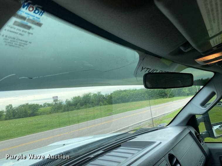 image for item DL7228 2012 Ford F350 Super Duty  SuperCab utility bed pickup truck