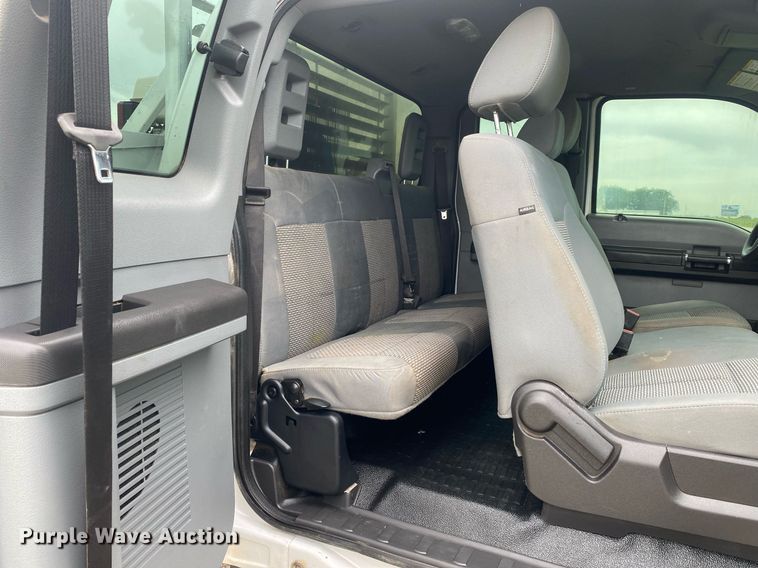 image for item DL7228 2012 Ford F350 Super Duty  SuperCab utility bed pickup truck