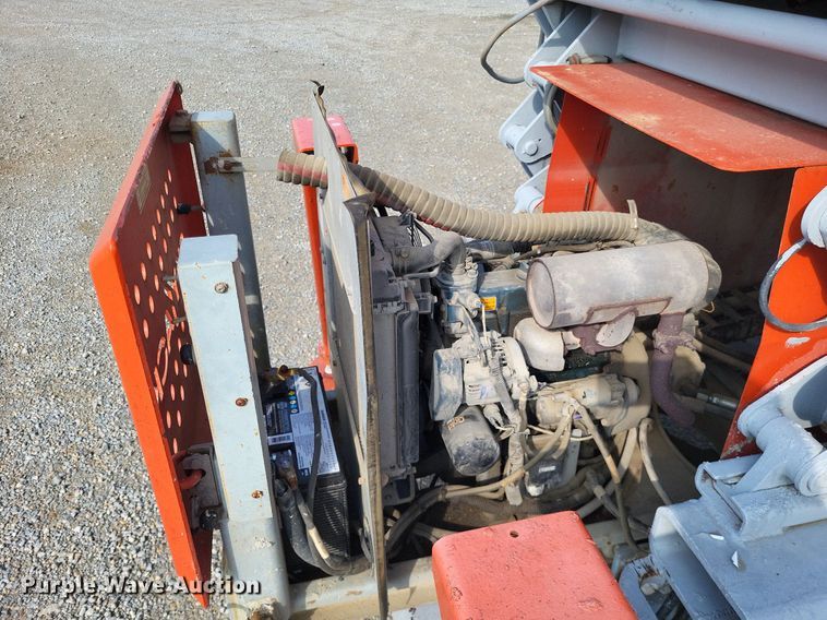 image for item DO3657 2007 Skyjack SJ7135  scissor lift