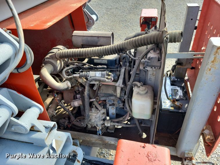 image for item DO3657 2007 Skyjack SJ7135  scissor lift