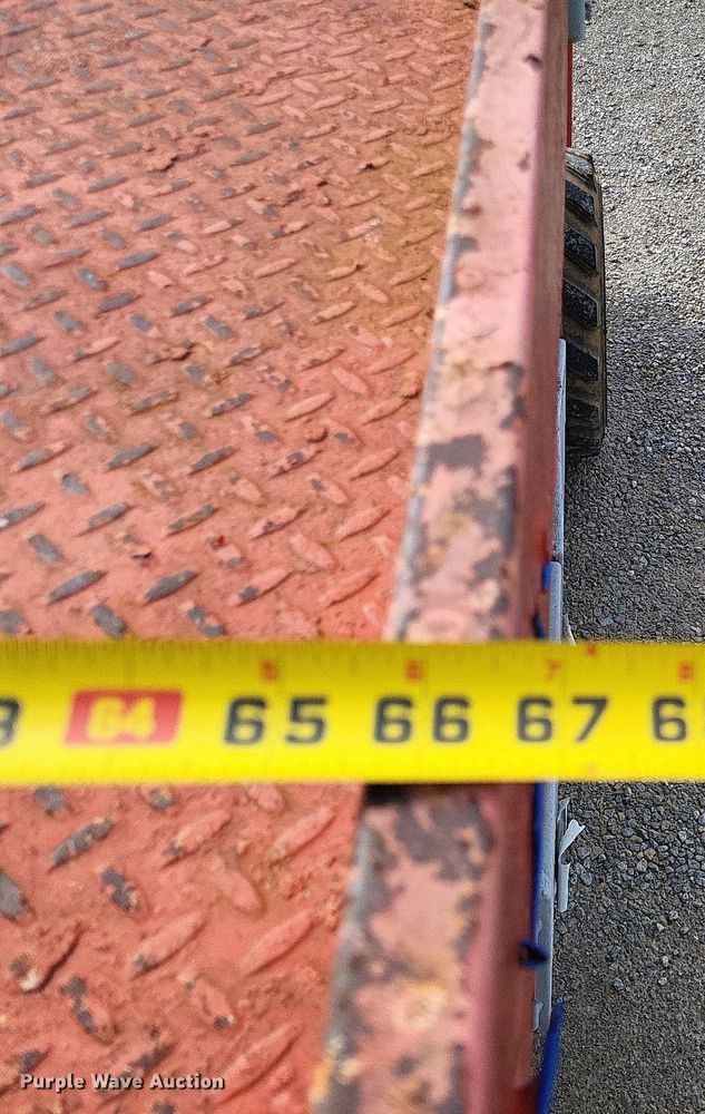 image for item DO3657 2007 Skyjack SJ7135  scissor lift