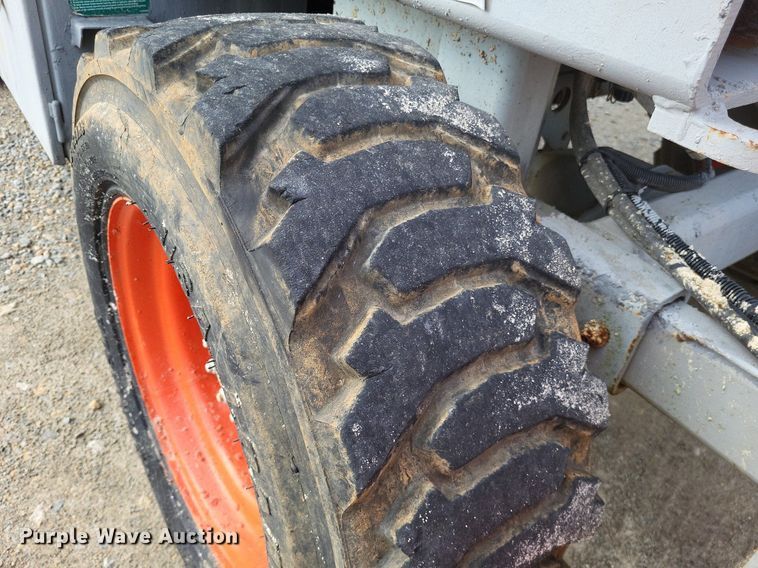 image for item DO3657 2007 Skyjack SJ7135  scissor lift