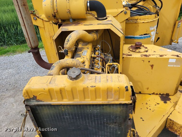 image for item DO3658 1996 Vermeer 1250BC  wood chipper