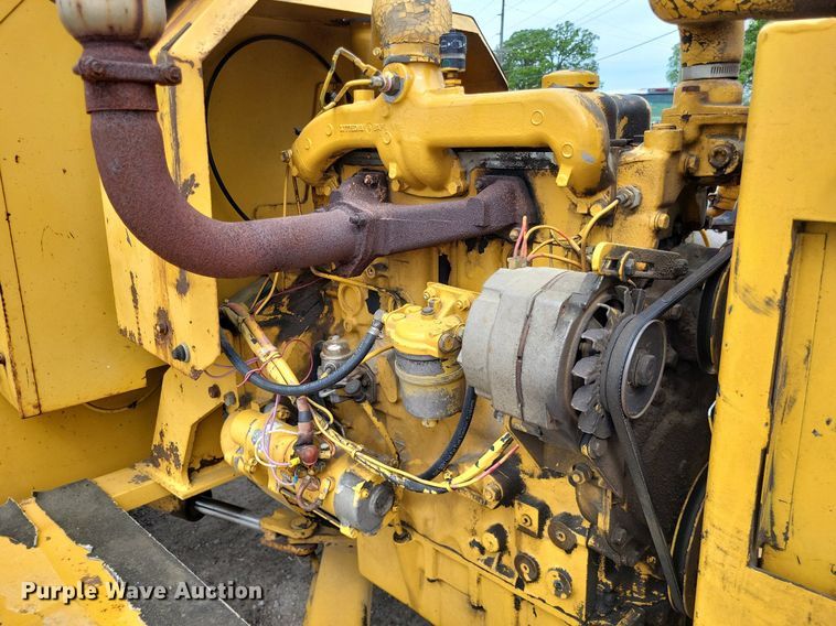 image for item DO3658 1996 Vermeer 1250BC  wood chipper